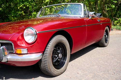 1973 MGB Roadster till salu (bild 121 av 198)