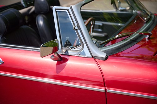 1973 MGB Roadster till salu (bild 127 av 198)