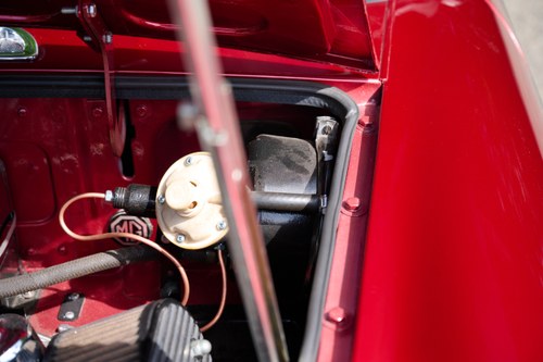 1973 MGB Roadster till salu (bild 144 av 198)