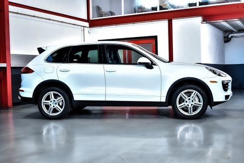 2015 Porsche Cayenne S SUV 3,6L V6 Te koop (foto 16 van 85)