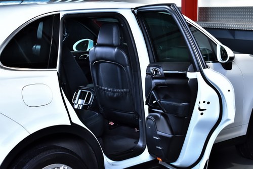 2015 Porsche Cayenne S SUV 3,6L V6 Te koop (foto 46 van 85)