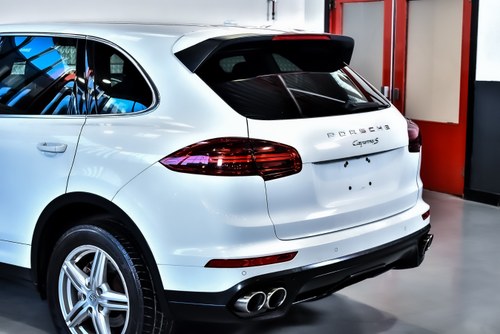 2015 Porsche Cayenne S SUV 3,6L V6 Te koop (foto 71 van 85)