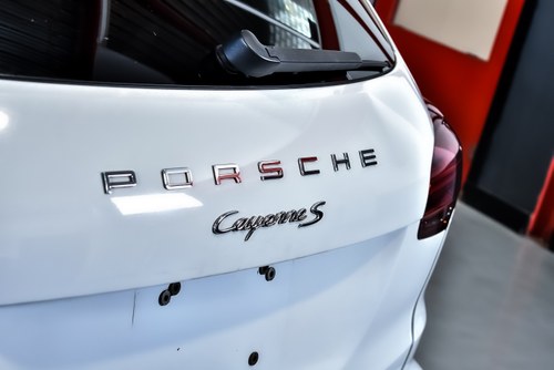2015 Porsche Cayenne S SUV 3,6L V6 Te koop (foto 73 van 85)