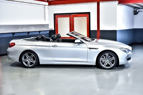 2012 BMW 650i Convertible 4,4L V8 Te koop (foto 12 van 91)