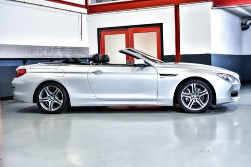 2012 BMW 650i Convertible 4,4L V8 Te koop (foto 13 van 91)
