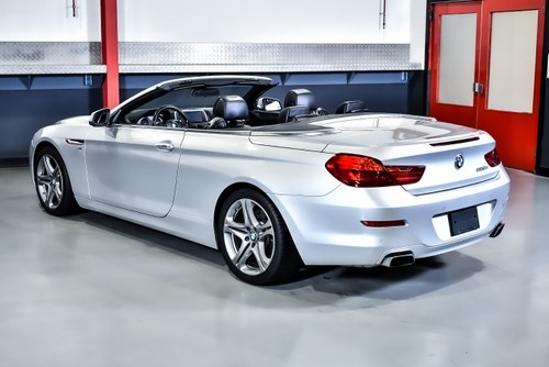 2012 BMW 650i Convertible 4,4L V8 Te koop (foto 20 van 91)