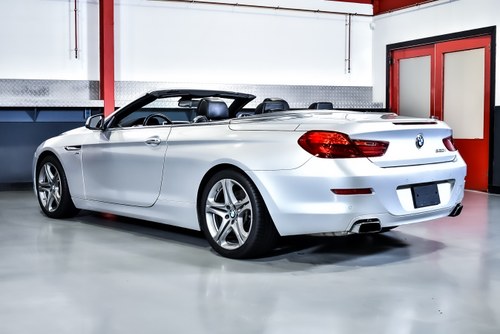2012 BMW 650i Convertible 4,4L V8 Te koop (foto 21 van 91)