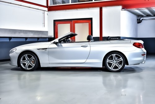 2012 BMW 650i Convertible 4,4L V8 Te koop (foto 25 van 91)