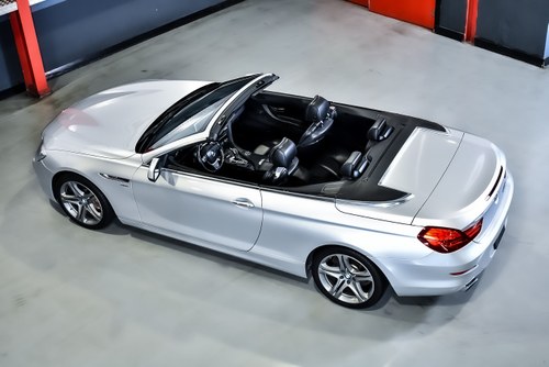2012 BMW 650i Convertible 4,4L V8 Te koop (foto 27 van 91)
