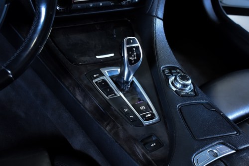 2012 BMW 650i Convertible 4,4L V8 Te koop (foto 42 van 91)