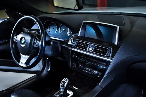 2012 BMW 650i Convertible 4,4L V8 Te koop (foto 50 van 91)