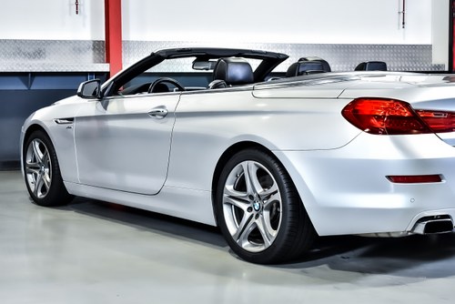 2012 BMW 650i Convertible 4,4L V8 Te koop (foto 78 van 91)