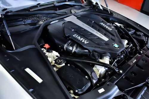 2012 BMW 650i Convertible 4,4L V8 Te koop (foto 86 van 91)