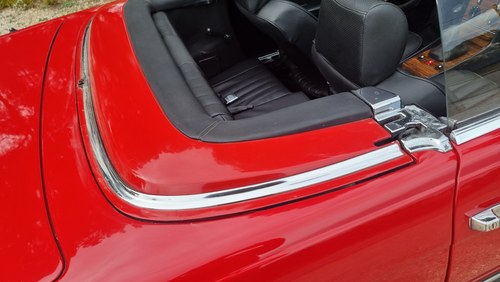 1983 Mercedes-Benz 280 SL R107 till salu (bild 63 av 100)