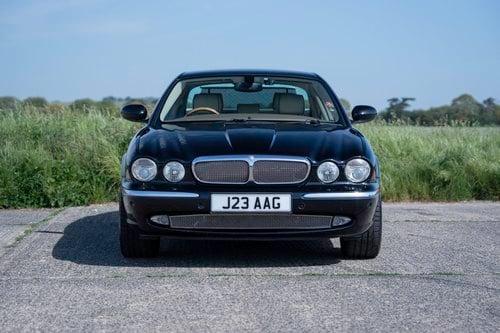2004 Jaguar Super V8 LWB For Sale (picture 2 of 179)