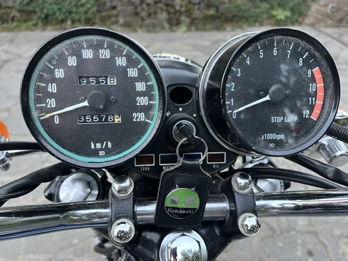1975 Kawasaki Z1 à vendre (picture 7 of 27)