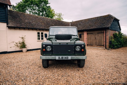 1992 Land Rover Defender 90 2.5 Petrol For Sale (picture 2 of 139)