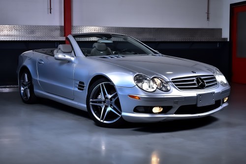 2005 Mercedes-Benz SL55 AMG till salu (bild 12 av 112)