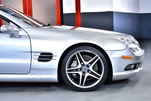 2005 Mercedes-Benz SL55 AMG till salu (bild 42 av 112)