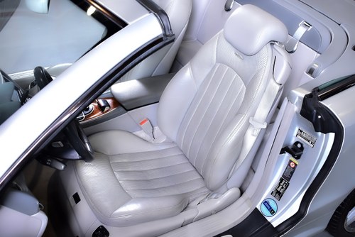 2005 Mercedes-Benz SL55 AMG till salu (bild 59 av 112)