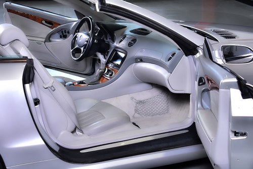 2005 Mercedes-Benz SL55 AMG till salu (bild 62 av 112)