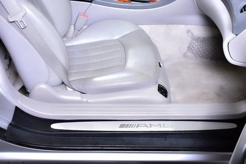 2005 Mercedes-Benz SL55 AMG till salu (bild 63 av 112)