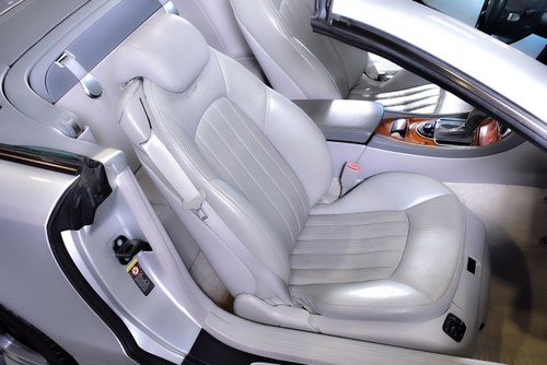 2005 Mercedes-Benz SL55 AMG till salu (bild 71 av 112)