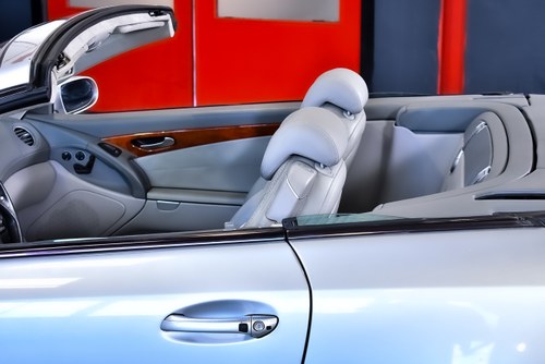 2005 Mercedes-Benz SL55 AMG till salu (bild 78 av 112)