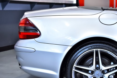 2005 Mercedes-Benz SL55 AMG till salu (bild 83 av 112)