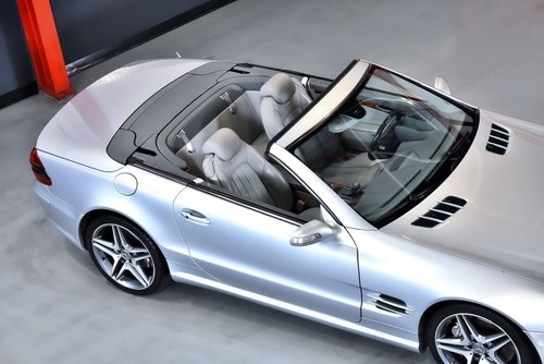 2005 Mercedes-Benz SL55 AMG till salu (bild 91 av 112)