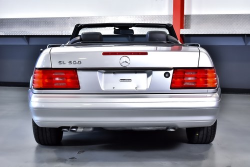 1998 Mercedes-Benz SL500 R129 till salu (bild 21 av 111)