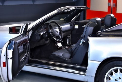 1998 Mercedes-Benz SL500 R129 till salu (bild 38 av 111)
