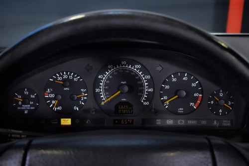 1998 Mercedes-Benz SL500 R129 till salu (bild 45 av 111)