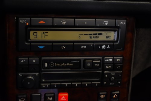 1998 Mercedes-Benz SL500 R129 till salu (bild 46 av 111)
