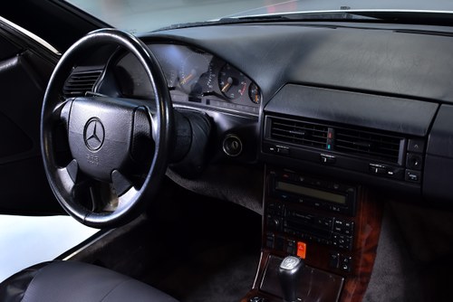 1998 Mercedes-Benz SL500 R129 till salu (bild 57 av 111)