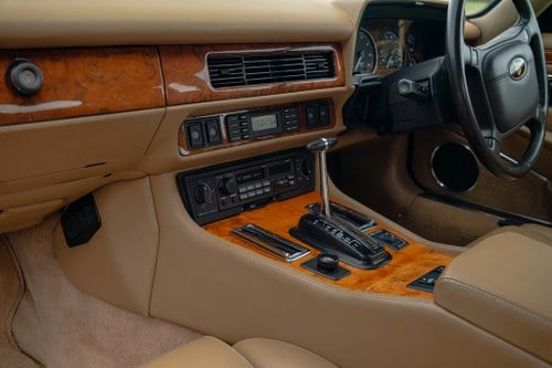 1993 Jaguar XJS V12 In vendita (immagine 50 di 178)