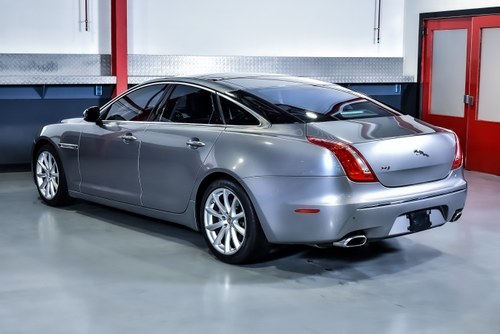 2012 Jaguar XJ Saloon 5,0L V8 zum Verkauf (Bild 22 von 77)