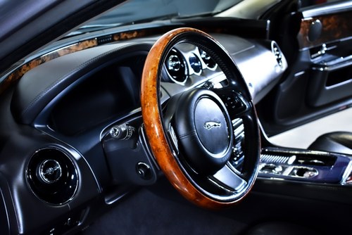 2012 Jaguar XJ Saloon 5,0L V8 zum Verkauf (Bild 36 von 77)