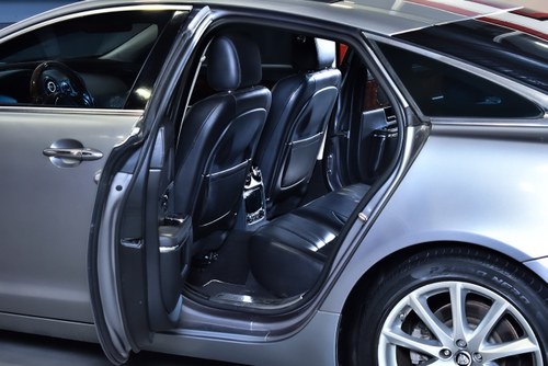 2012 Jaguar XJ Saloon 5,0L V8 zum Verkauf (Bild 43 von 77)