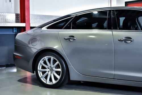 2012 Jaguar XJ Saloon 5,0L V8 zum Verkauf (Bild 49 von 77)
