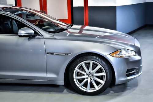 2012 Jaguar XJ Saloon 5,0L V8 zum Verkauf (Bild 55 von 77)