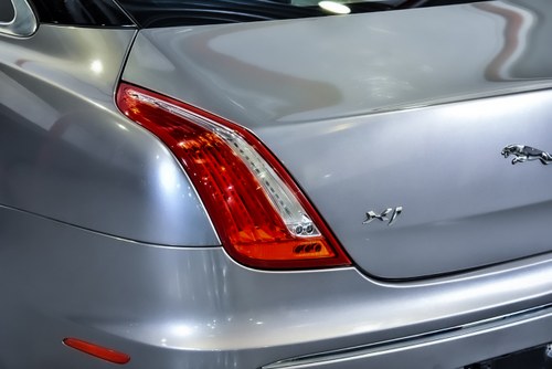 2012 Jaguar XJ Saloon 5,0L V8 zum Verkauf (Bild 68 von 77)