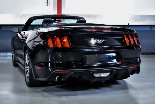 2016 Ford Mustang Ecoboost Convertible 2.3 Te koop (foto 13 van 86)