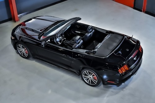 2016 Ford Mustang Ecoboost Convertible 2.3 Te koop (foto 21 van 86)