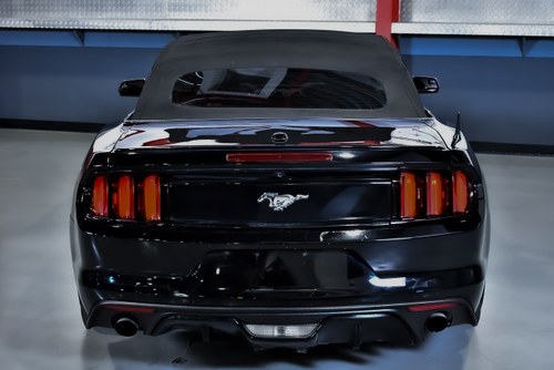 2016 Ford Mustang Ecoboost Convertible 2.3 Te koop (foto 22 van 86)