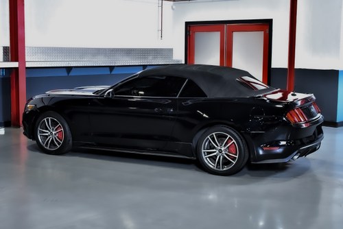 2016 Ford Mustang Ecoboost Convertible 2.3 Te koop (foto 23 van 86)