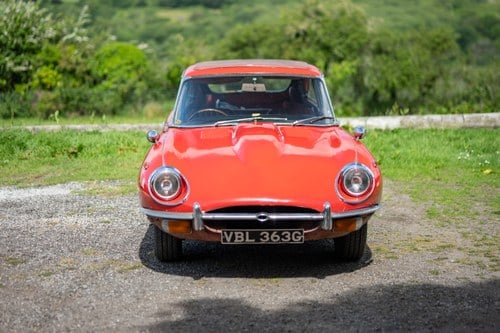 1969 Jaguar E-Type Series 2 FHC For Sale (picture 3 of 199)