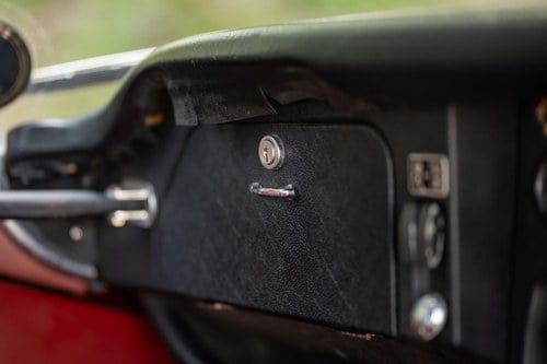 1969 Jaguar E-Type Series 2 FHC For Sale (picture 69 of 199)