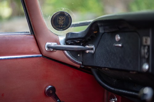 1969 Jaguar E-Type Series 2 FHC For Sale (picture 76 of 199)