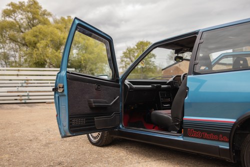 1989 Fiat Uno Turbo i.e Phase 1 till salu (bild 43 av 132)